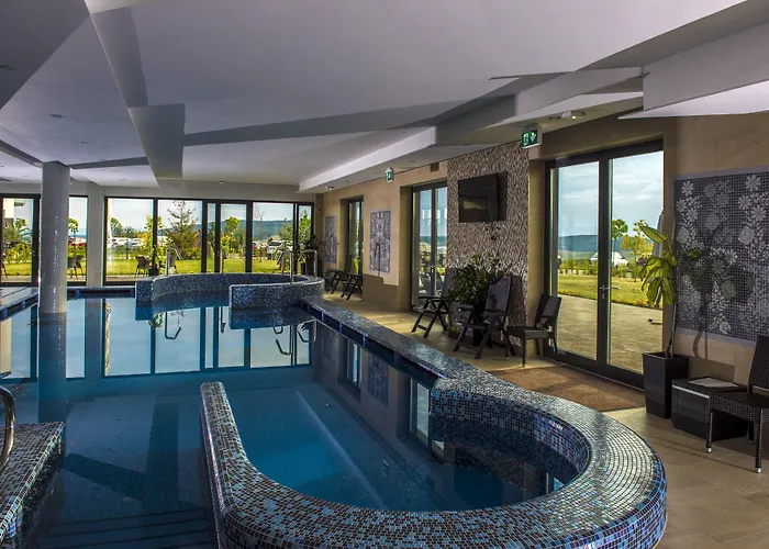 Castellum 4* Hollókő