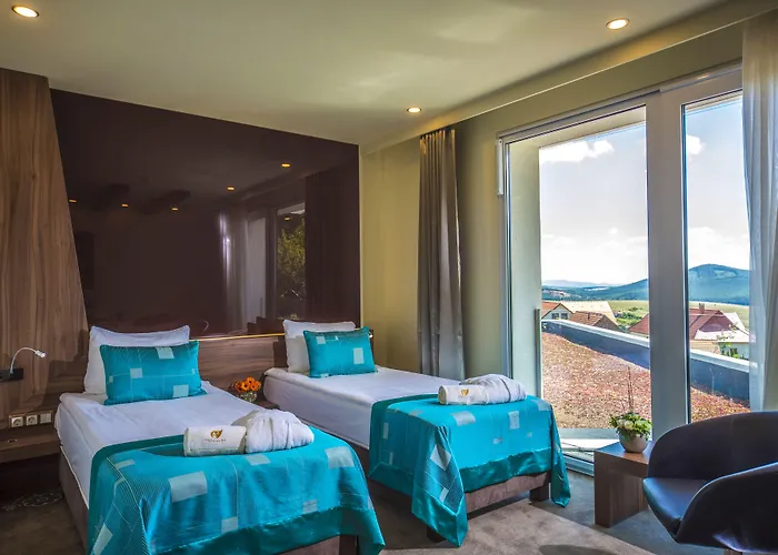 Castellum Hotel Hollókő